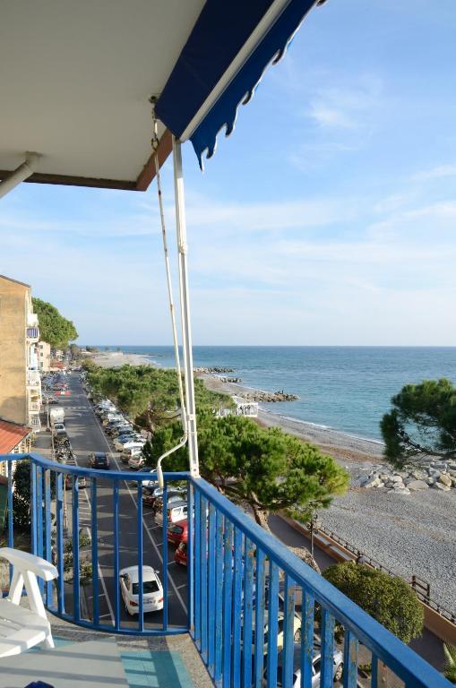 Residence Costa Templada Вентімілья Номер фото